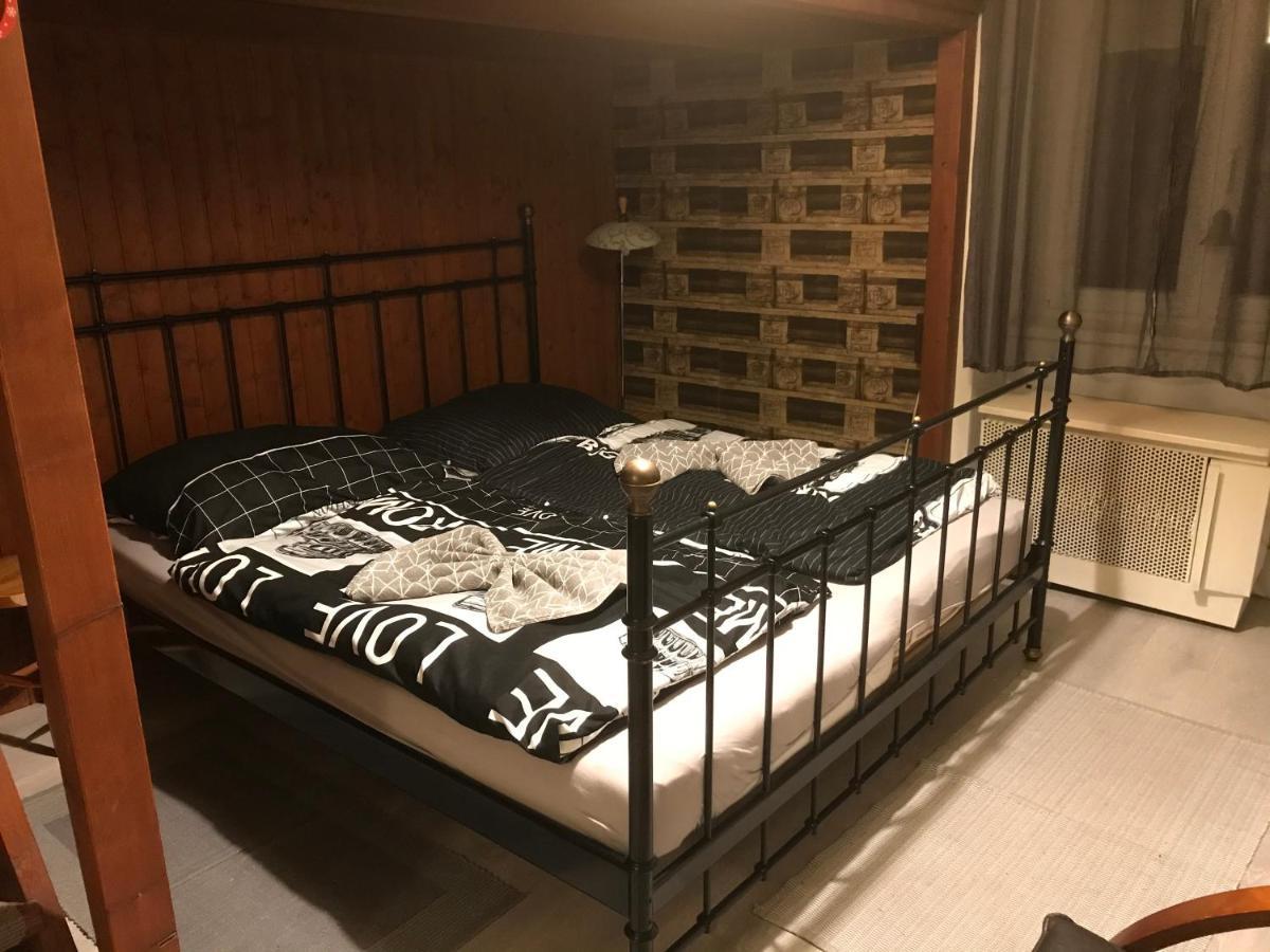 Jázmin Apartman Pécs Exterior foto