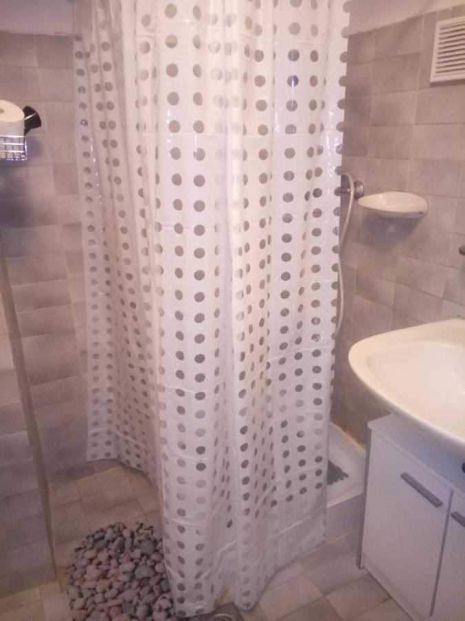 Jázmin Apartman Pécs Exterior foto